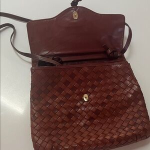 Elegant Brown Woven Leather Shoulder Bag